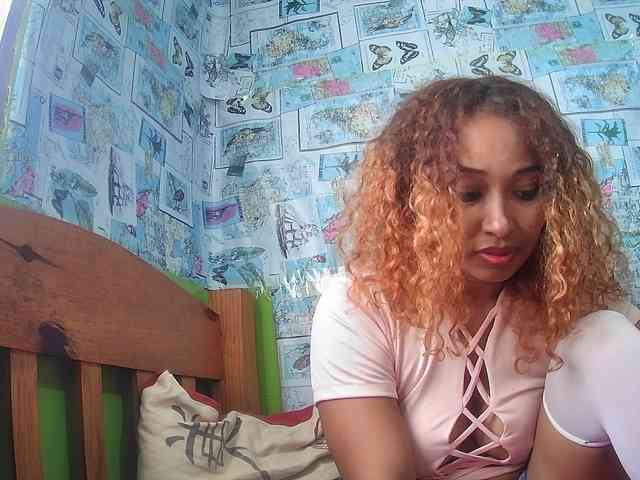 Babylove22 webcam