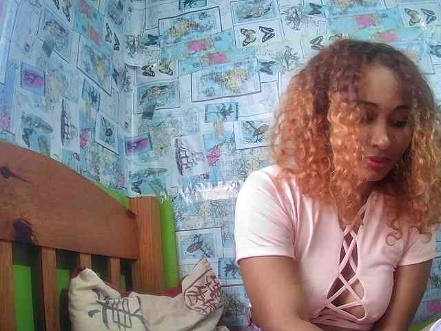 Babylove22 webcam