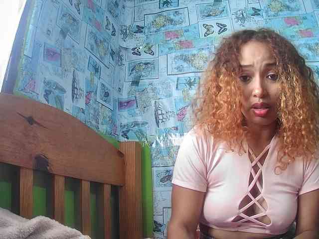 Babylove22 webcam