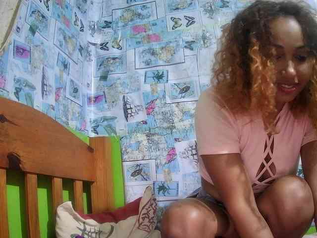 Babylove22 webcam