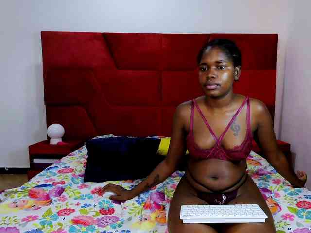 Shancurves webcam