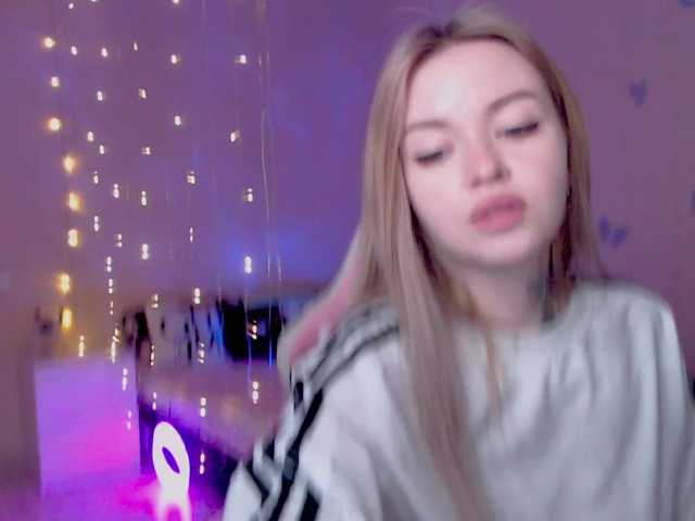 NaughtyMable's BongaCams show and profile