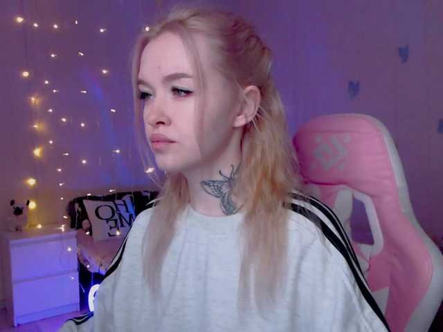 NaughtyMable's BongaCams show and profile