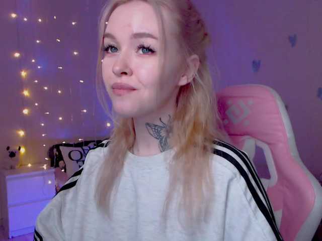 NaughtyMable's BongaCams show and profile