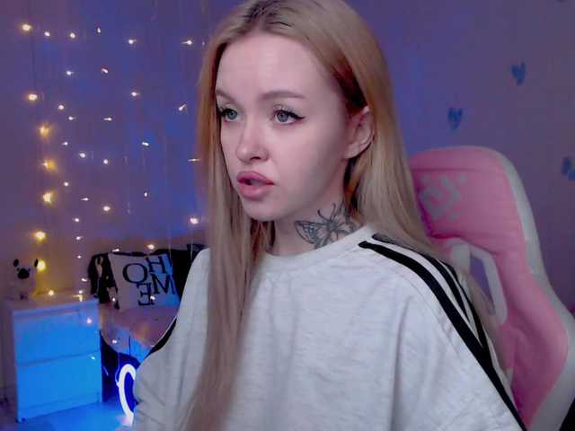 NaughtyMable's BongaCams show and profile