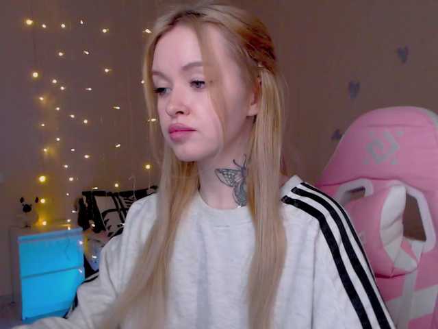 NaughtyMable's BongaCams show and profile