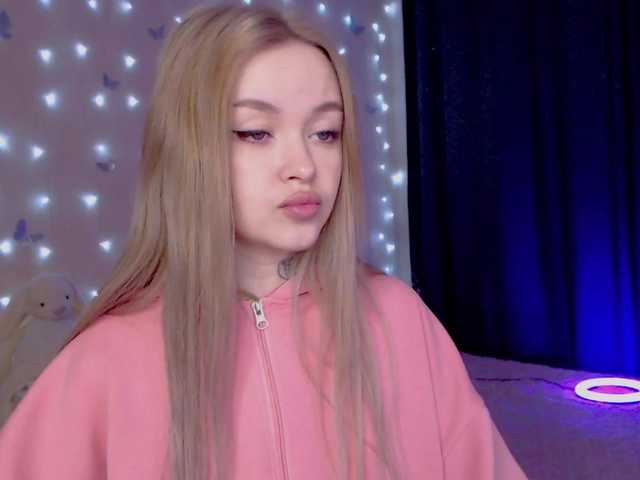 NaughtyMable's BongaCams show and profile