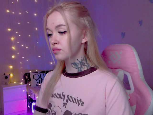 NaughtyMable's BongaCams show and profile