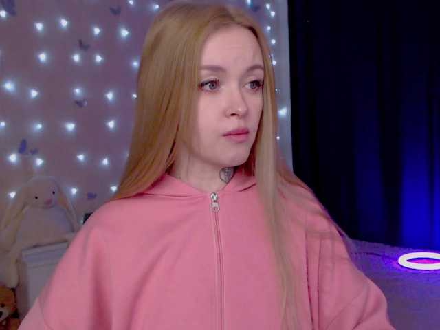 NaughtyMable's BongaCams show and profile