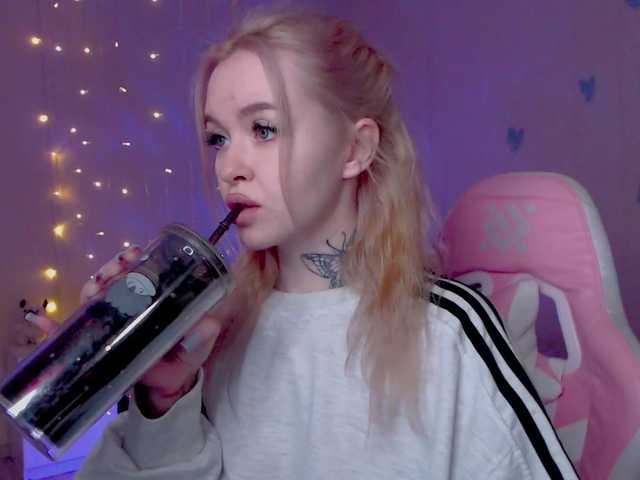 NaughtyMable's BongaCams show and profile