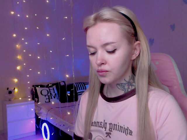 NaughtyMable's BongaCams show and profile