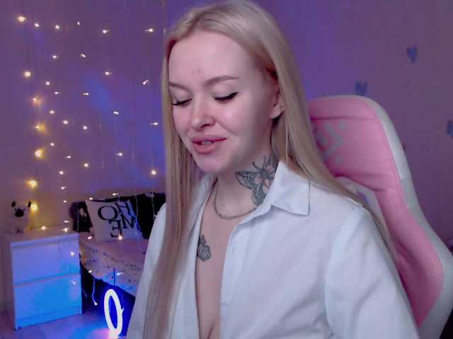 NaughtyMable's BongaCams show and profile