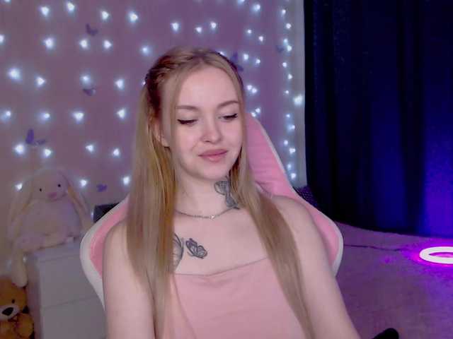 NaughtyMable's BongaCams show and profile