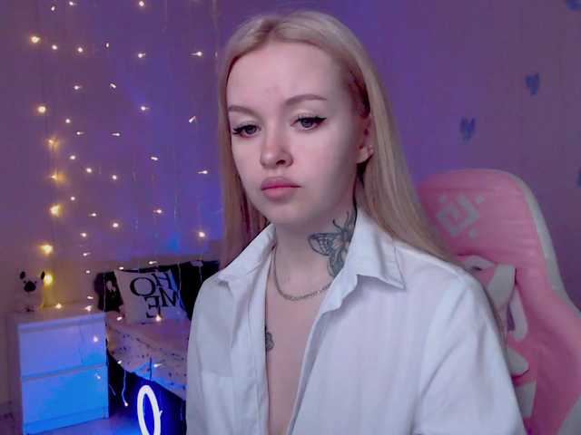 NaughtyMable's BongaCams show and profile