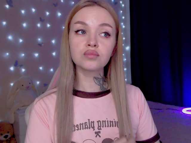 NaughtyMable's BongaCams show and profile