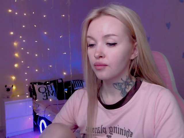 NaughtyMable's BongaCams show and profile