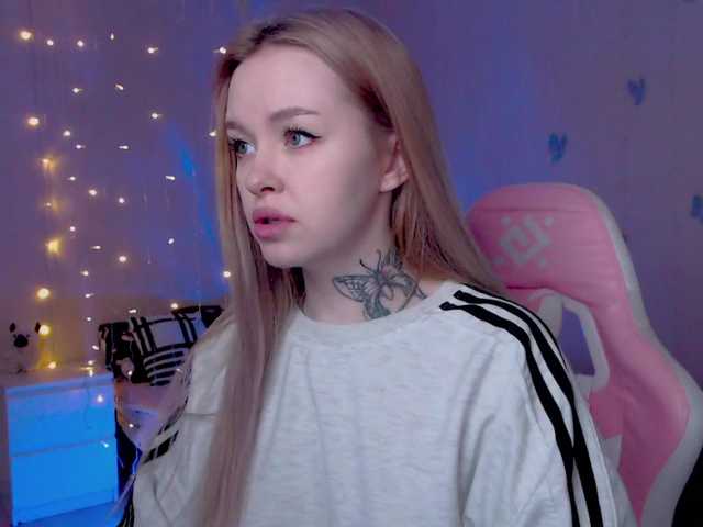 NaughtyMable's BongaCams show and profile