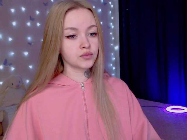 NaughtyMable's BongaCams show and profile