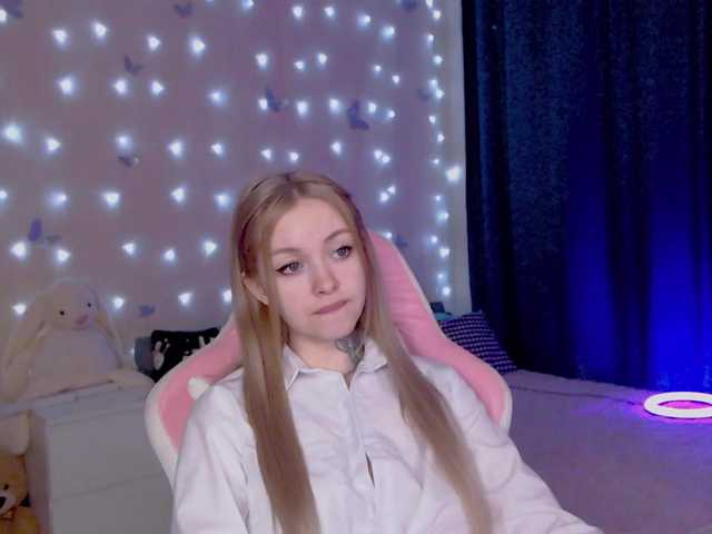 NaughtyMable's BongaCams show and profile