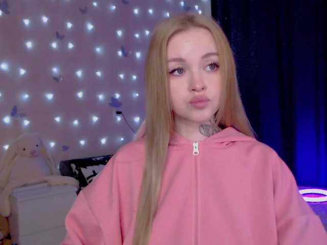 NaughtyMable's BongaCams show and profile