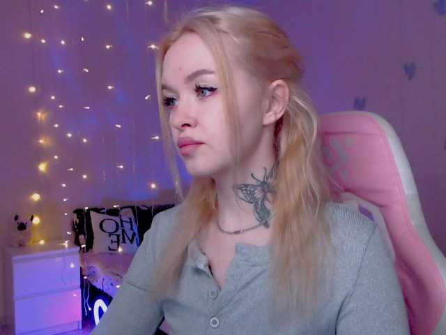 NaughtyMable's BongaCams show and profile