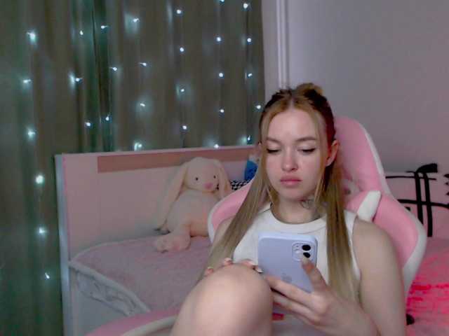  NaughtyMable chat room
