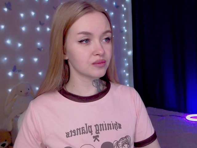 NaughtyMable's BongaCams show and profile