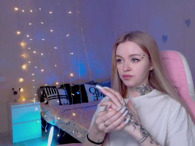 NaughtyMable's BongaCams show and profile