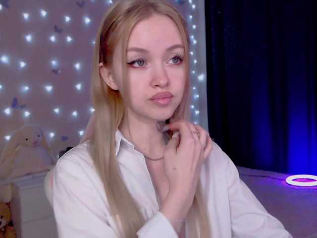 NaughtyMable's BongaCams show and profile