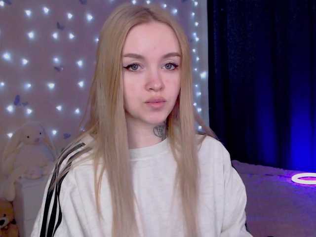 NaughtyMable's BongaCams show and profile