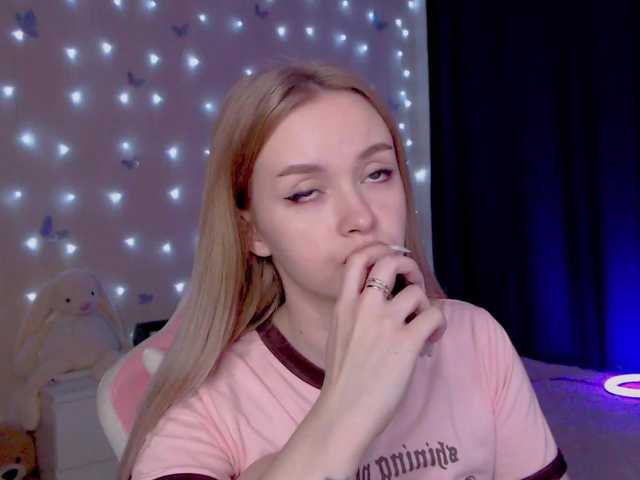 NaughtyMable's BongaCams show and profile