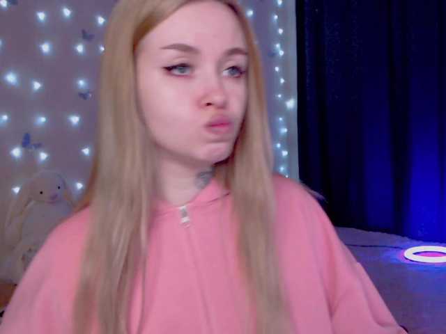 NaughtyMable's BongaCams show and profile