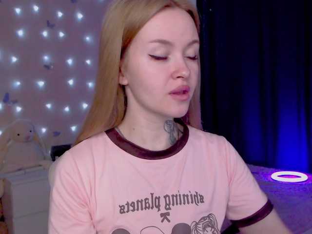 NaughtyMable's BongaCams show and profile