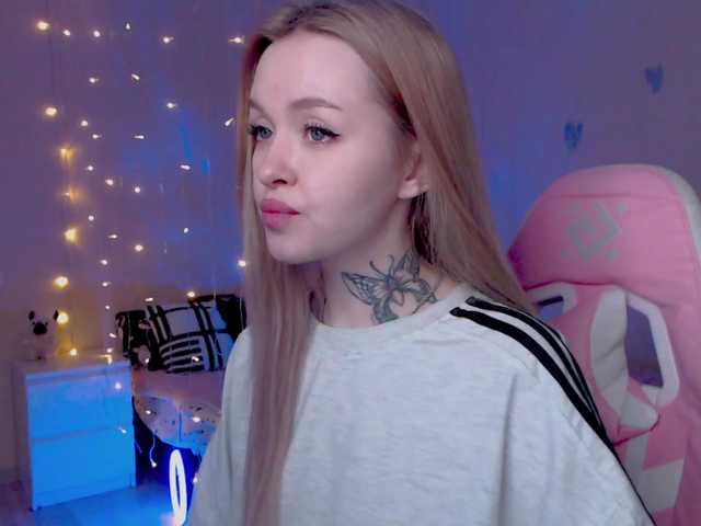 NaughtyMable's BongaCams show and profile