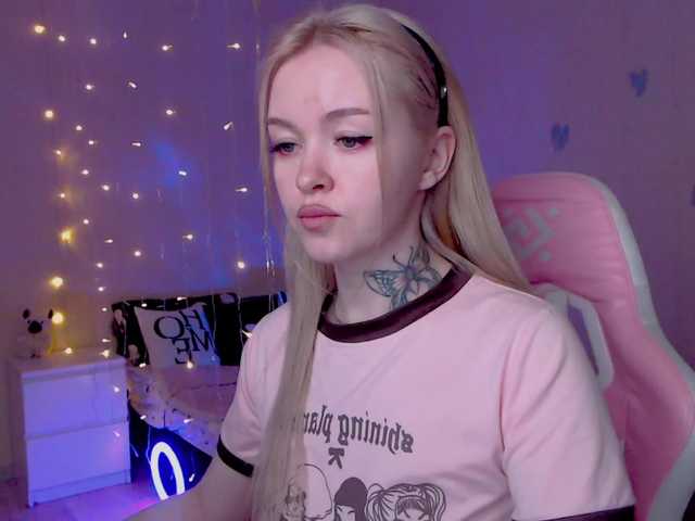 NaughtyMable's BongaCams show and profile