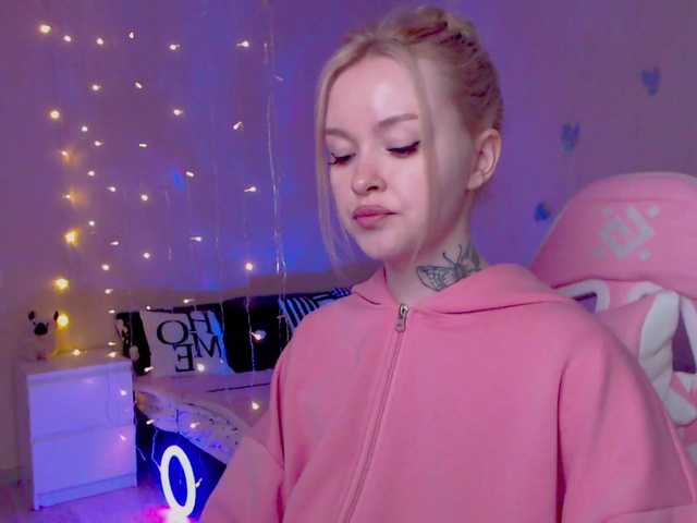 NaughtyMable's BongaCams show and profile