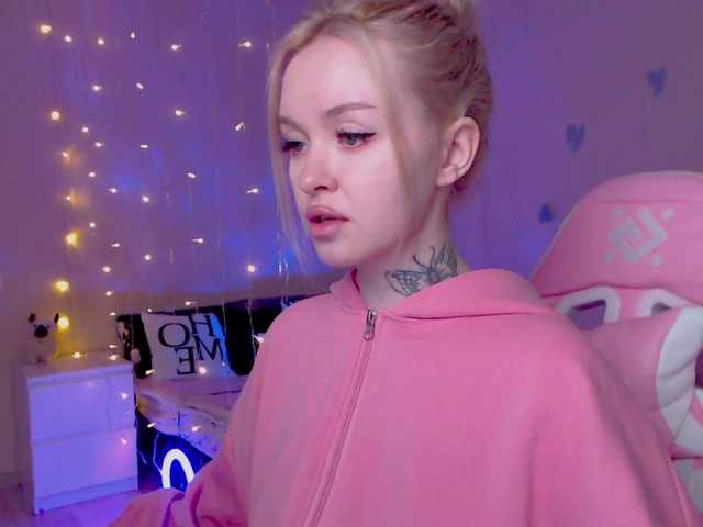 NaughtyMable's BongaCams show and profile