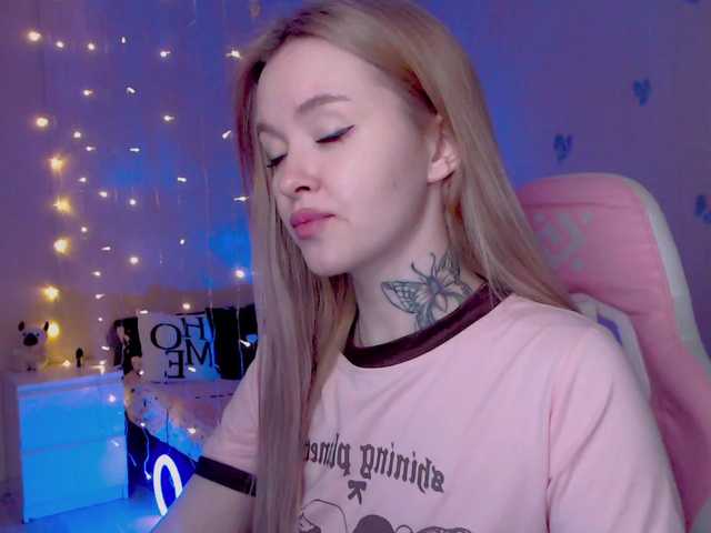 NaughtyMable's BongaCams show and profile