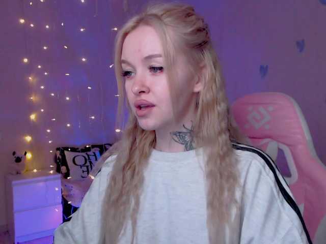 NaughtyMable's BongaCams show and profile