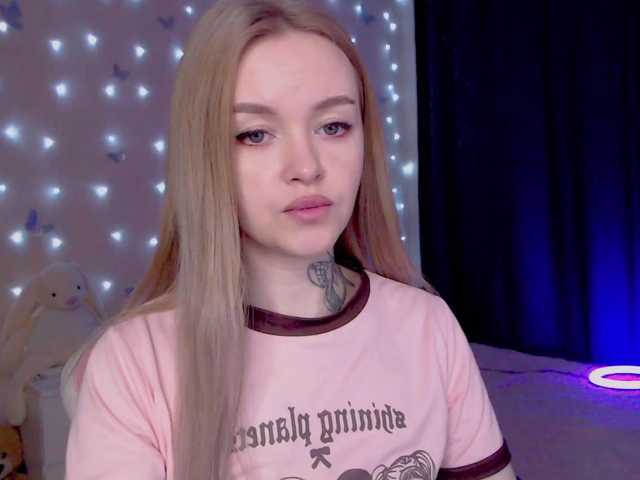 NaughtyMable's BongaCams show and profile