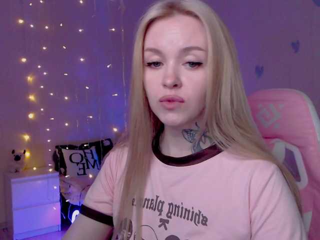 NaughtyMable's BongaCams show and profile