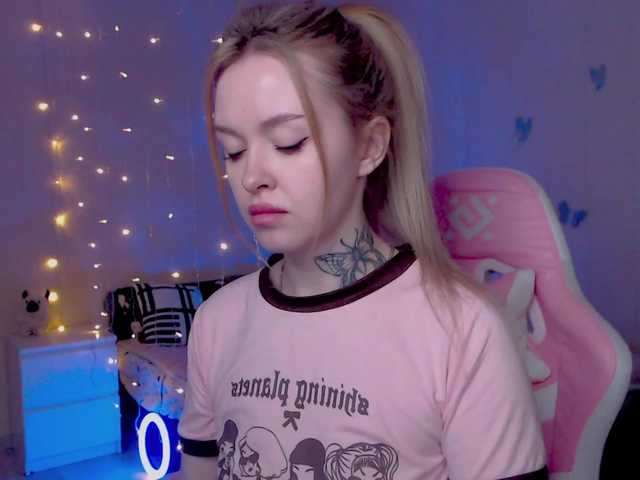 NaughtyMable's BongaCams show and profile