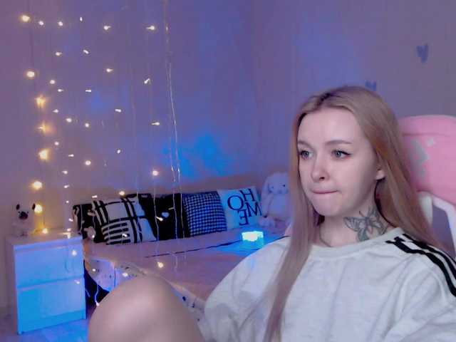 NaughtyMable's BongaCams show and profile