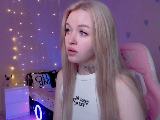 NaughtyMable's BongaCams show and profile