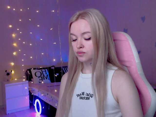 NaughtyMable's BongaCams show and profile