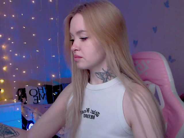 NaughtyMable's BongaCams show and profile