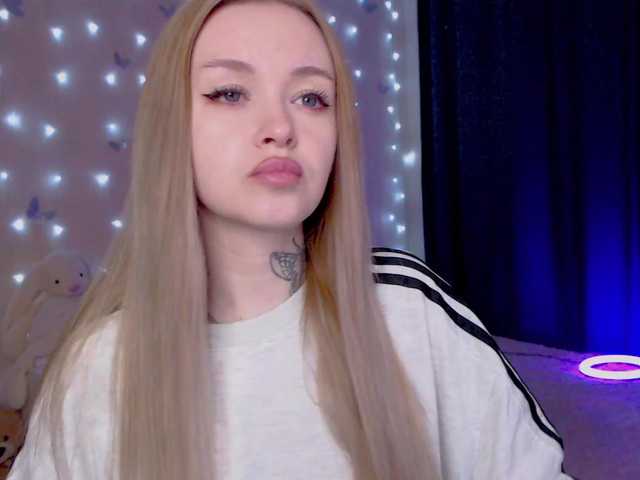 NaughtyMable's BongaCams show and profile