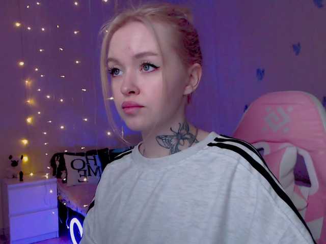 NaughtyMable's BongaCams show and profile