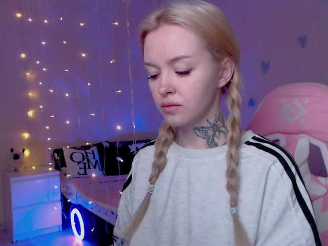 видео NaughtyMable