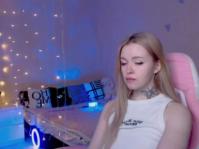 NaughtyMable's BongaCams show and profile